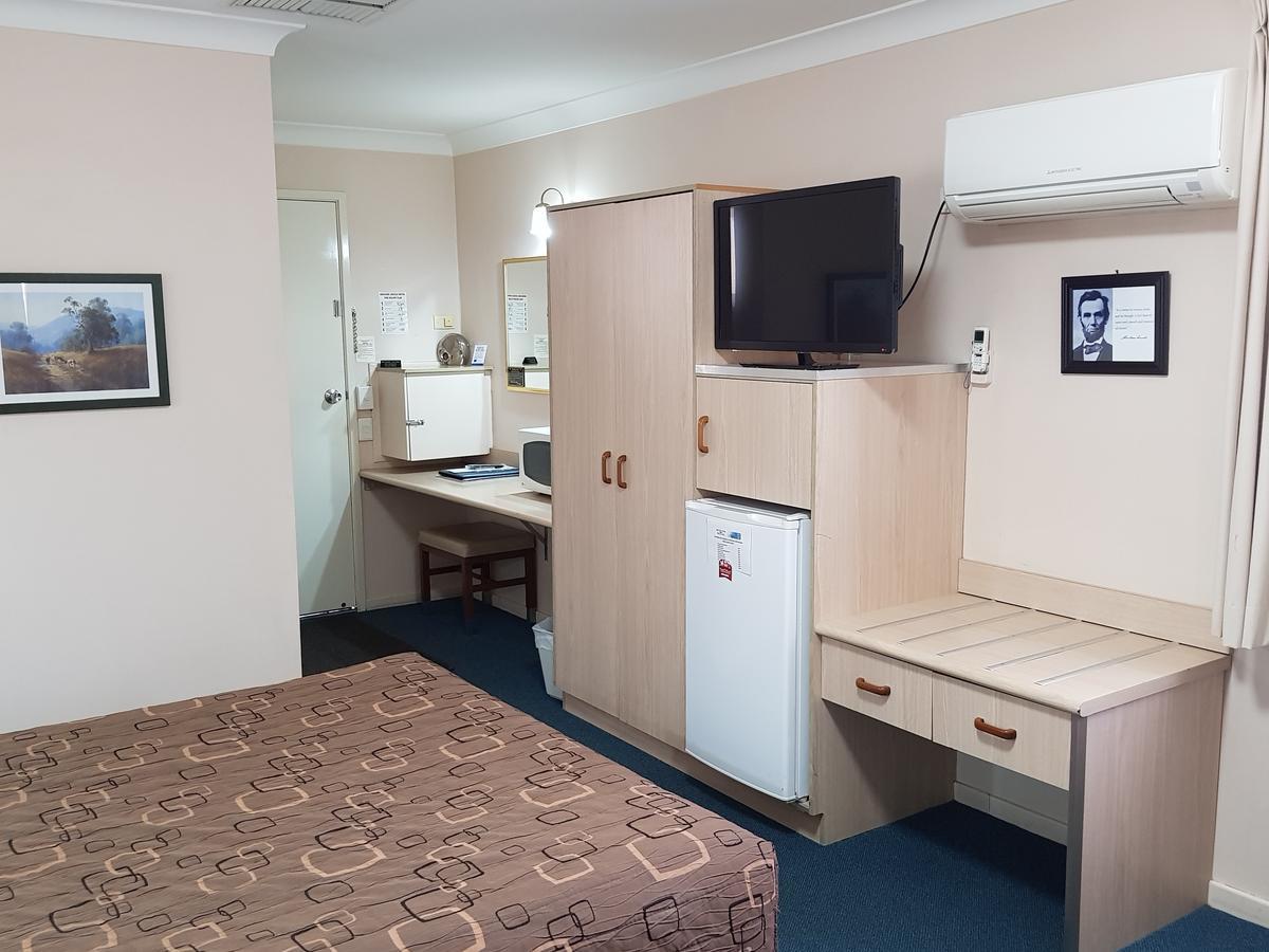 Abraham Lincoln Motel Τάμγουορθ Εξωτερικό φωτογραφία