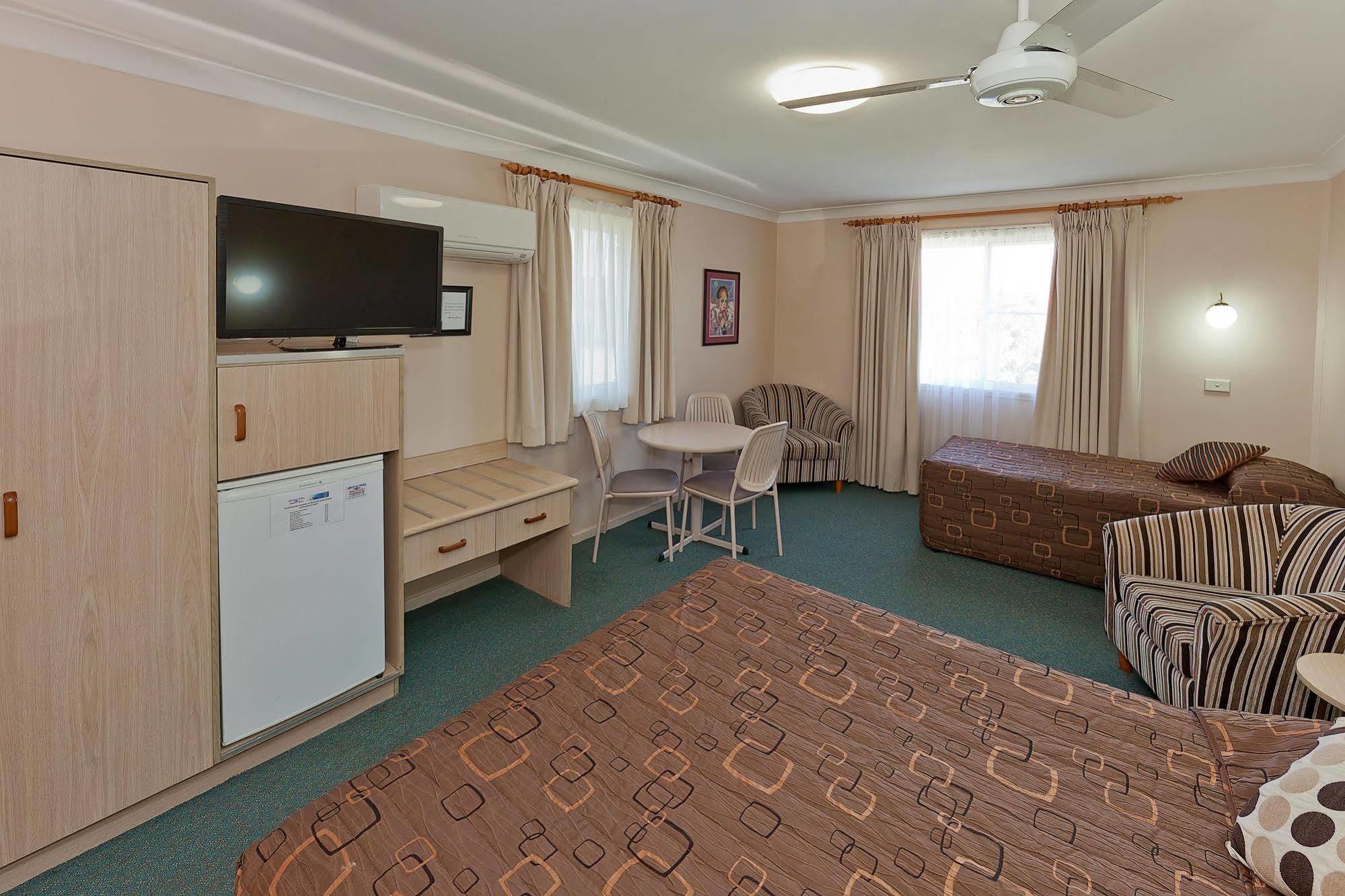 Abraham Lincoln Motel Τάμγουορθ Εξωτερικό φωτογραφία